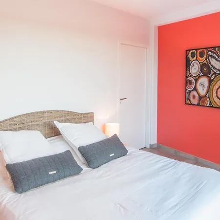 Plein Soleil Avec Jacuzzi Privatif Et Parking Prive * Sarlat-la-Caneda